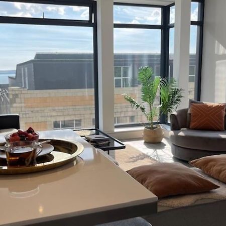 The Pad By The Beach Penthouse Apartment With Sunset And City Views Bournemouth Exterior photo