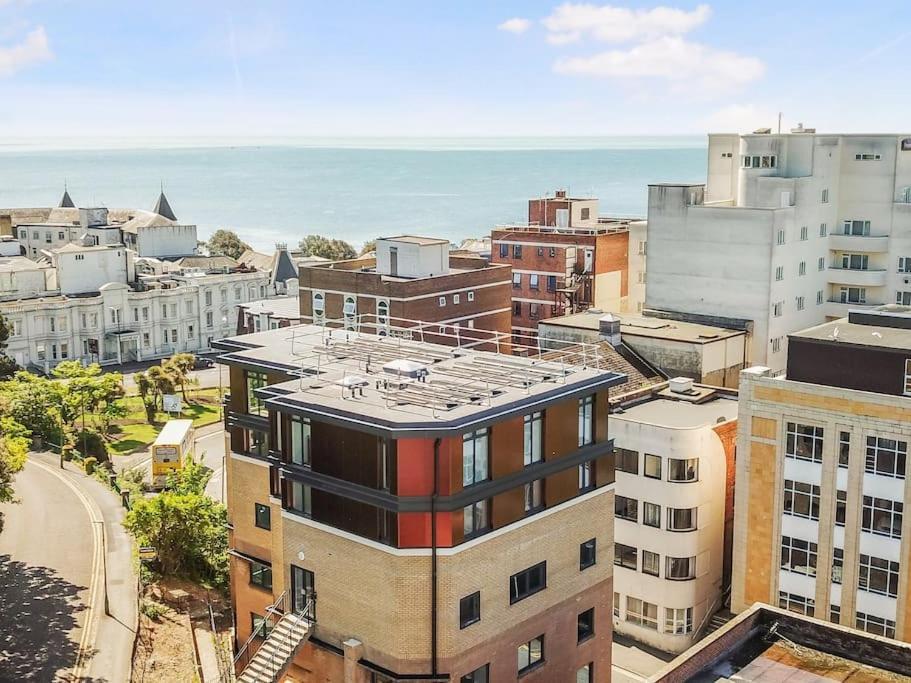 The Pad By The Beach Penthouse Apartment With Sunset And City Views Bournemouth Exterior photo